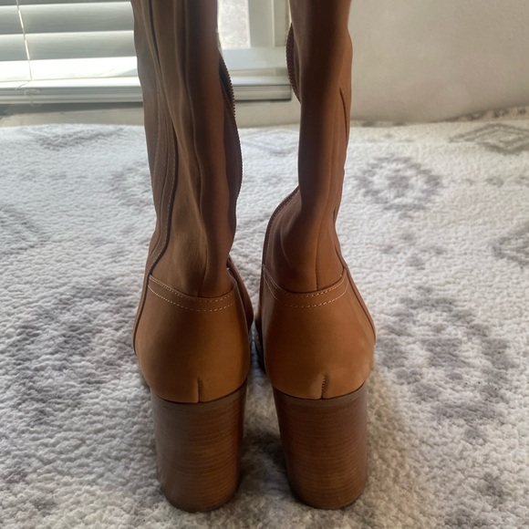 Vintage Knee-High Heeled Boots - Picture 3 of 3